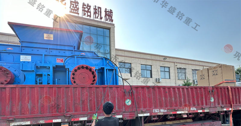 鐵礦石液壓對輥破碎機的維護(hù)成本如何？工作原理是什么？